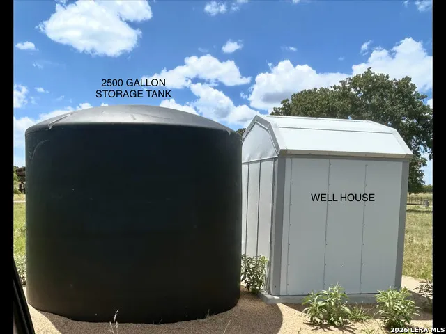77 EWALD LN Fredericksburg, TX 78624