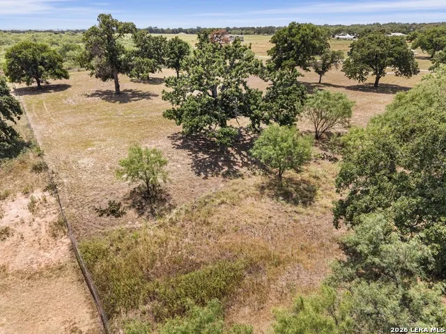 77 EWALD LN Fredericksburg, TX 78624