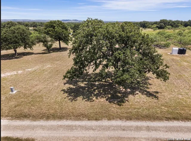 77 EWALD LN Fredericksburg, TX 78624