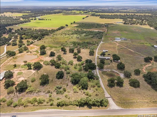 77 EWALD LN Fredericksburg, TX 78624