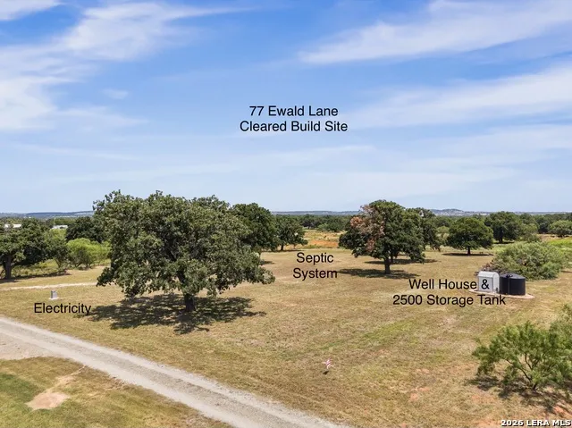 77 EWALD LN Fredericksburg, TX 78624