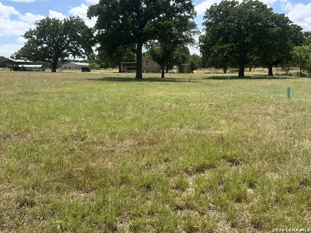 77 EWALD LN Fredericksburg, TX 78624