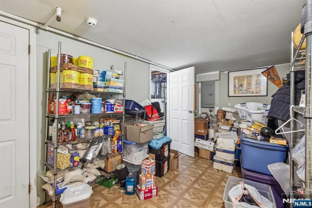 22 Hecker Street Newark, NJ 07103