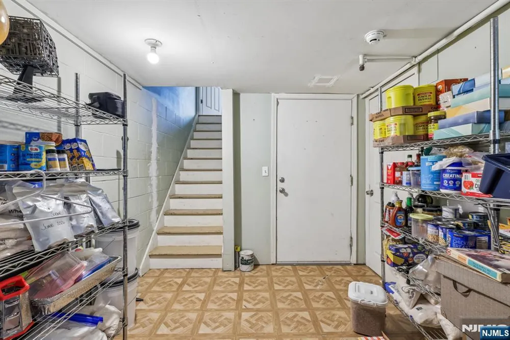 22 Hecker Street Newark, NJ 07103