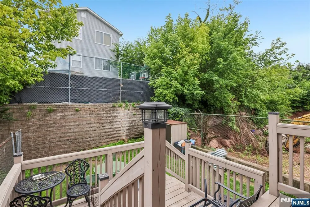 22 Hecker Street Newark, NJ 07103