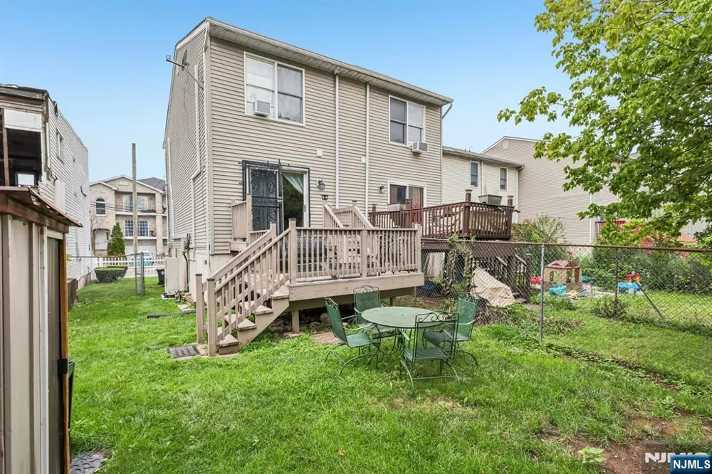 22 Hecker Street Newark, NJ 07103