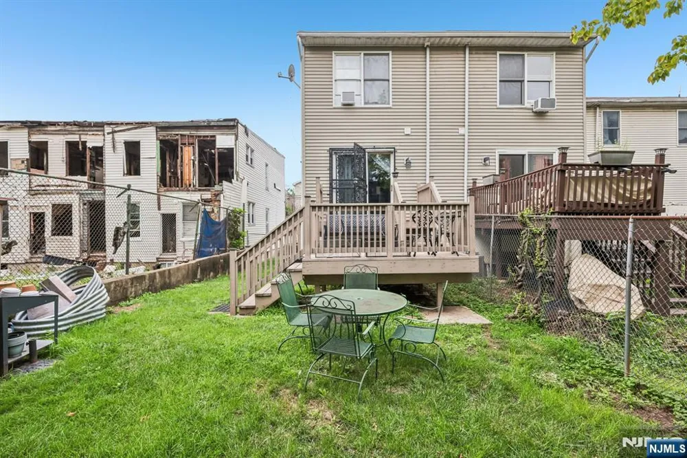 22 Hecker Street Newark, NJ 07103