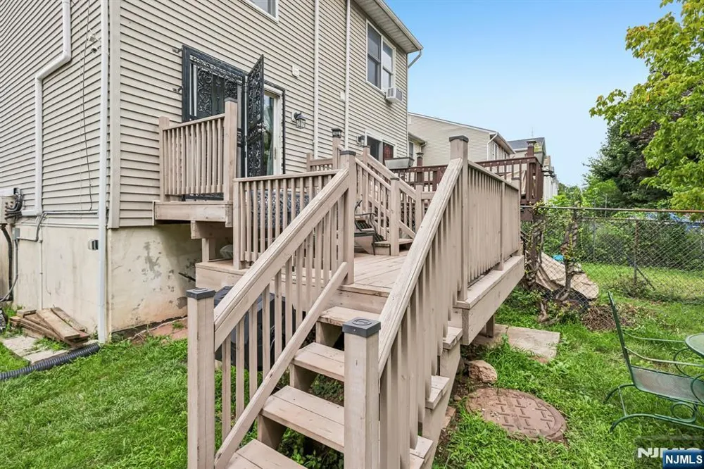 22 Hecker Street Newark, NJ 07103