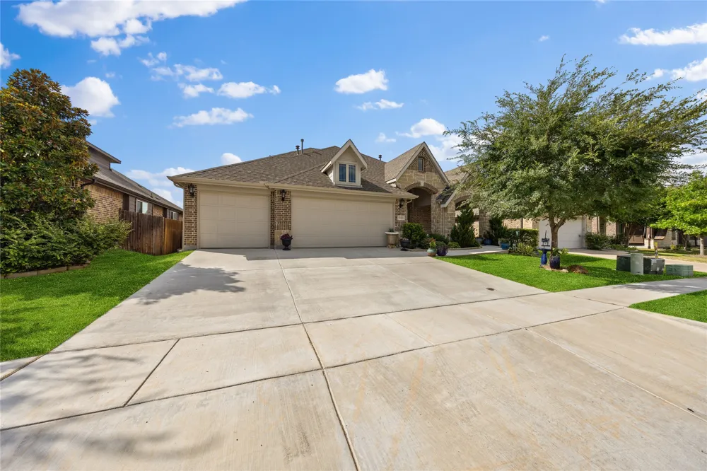 949 Mangrove Drive Fate, TX 75087