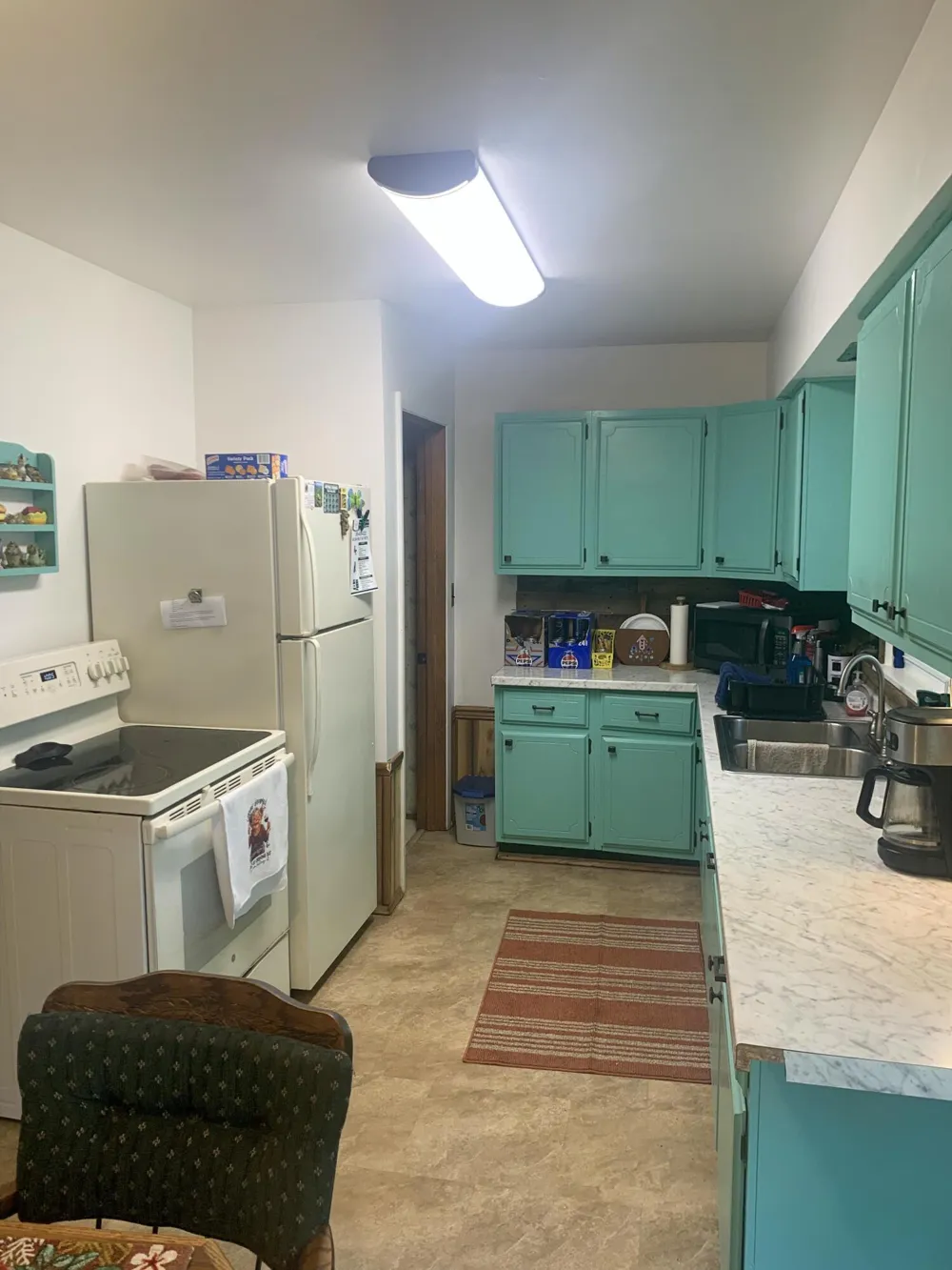 447 Riverside Drive Watervliet City, MI 49098