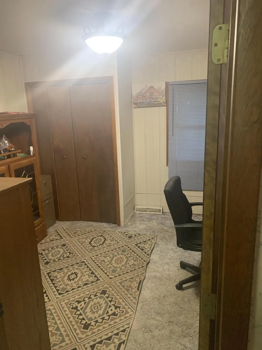 447 Riverside Drive Watervliet City, MI 49098