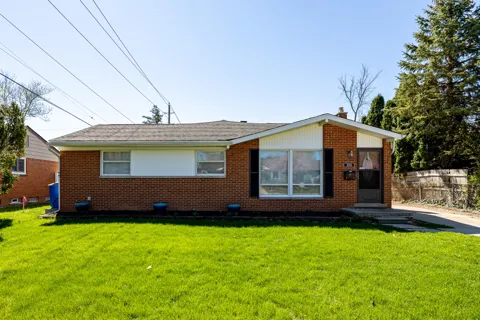 350 Hollywood Drive