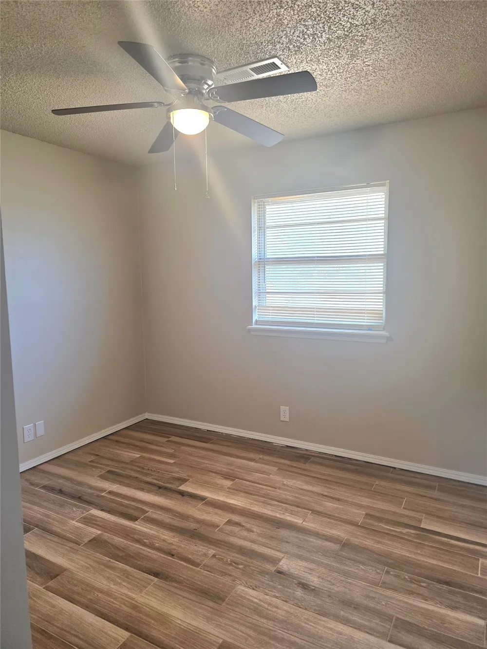 1331 S 124 AVENUE E Tulsa, OK 74128