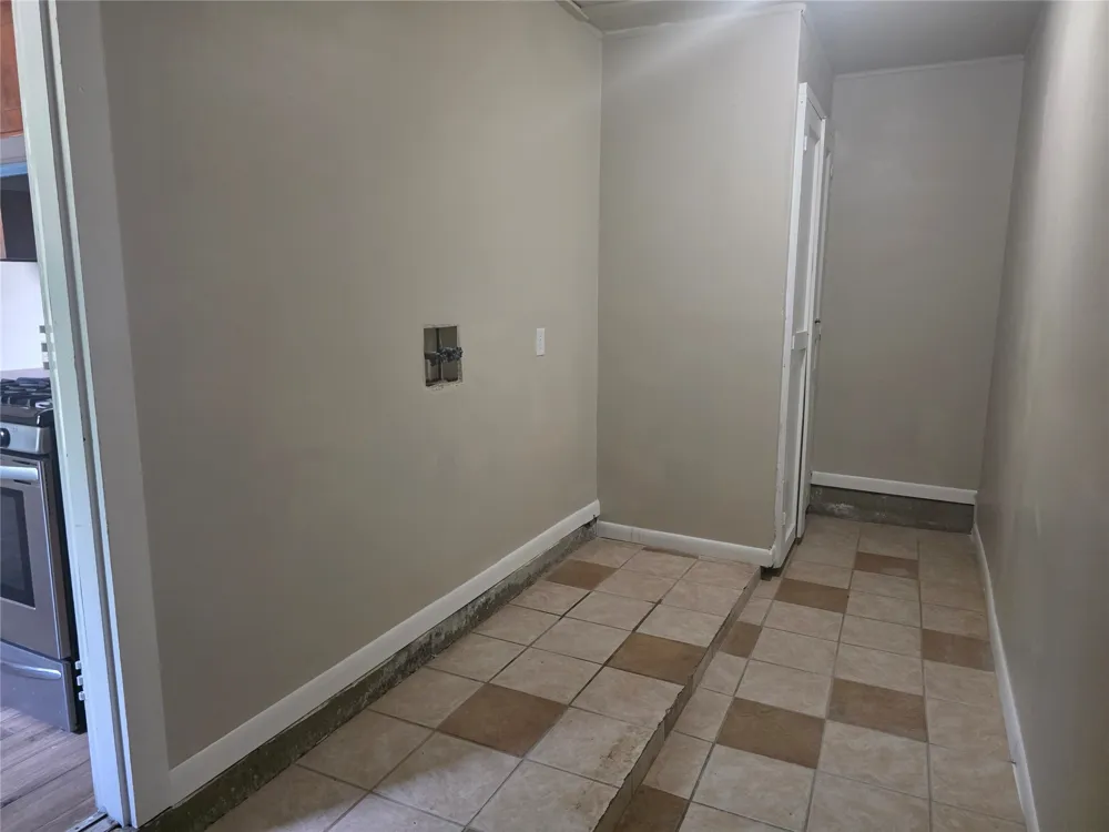 1331 S 124 AVENUE E Tulsa, OK 74128