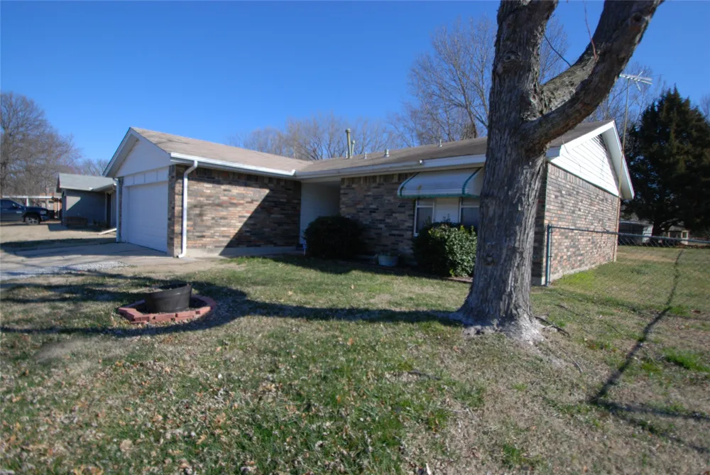1331 S 124 AVENUE E Tulsa, OK 74128