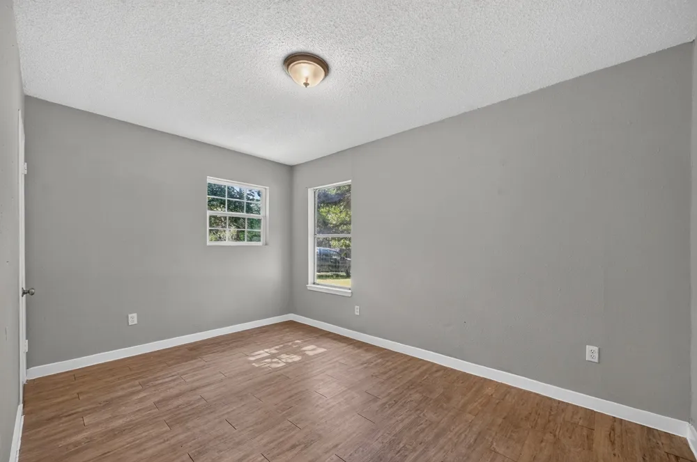8323 Lapanto Lane Dallas, TX 75227