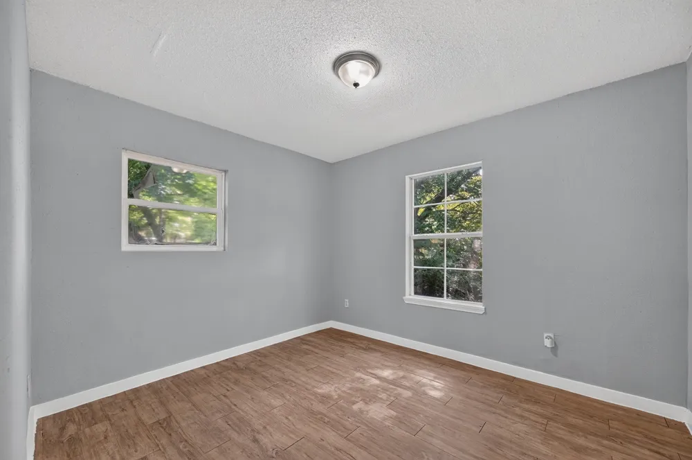 8323 Lapanto Lane Dallas, TX 75227
