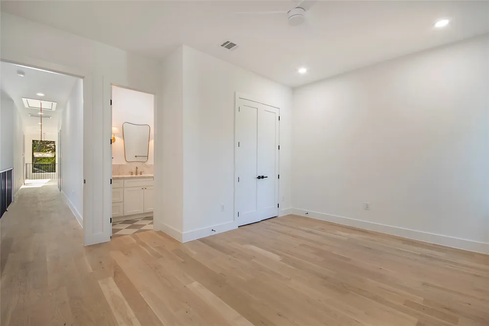 6632 Lockheed Avenue Dallas, TX 75209