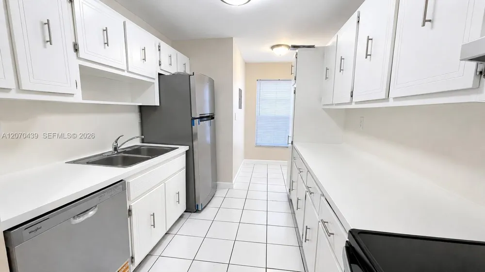 7345 W 4th Ave #402 Hialeah, FL 33014