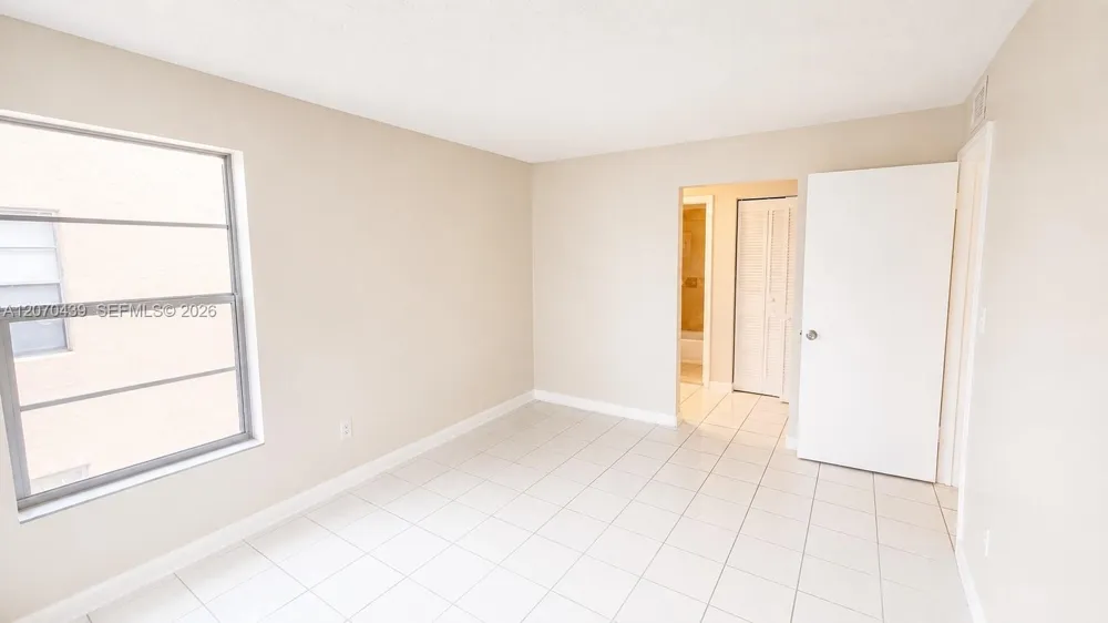 7345 W 4th Ave #402 Hialeah, FL 33014