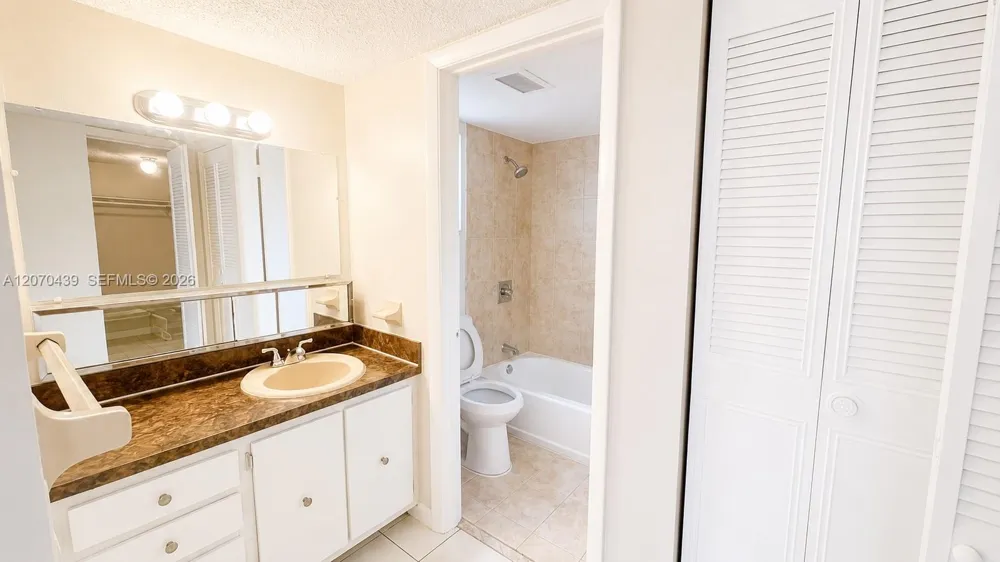 7345 W 4th Ave #402 Hialeah, FL 33014