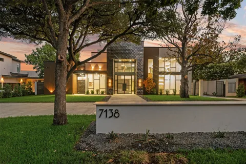7138 Azalea Lane