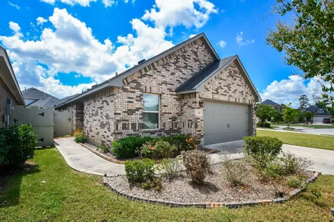 9316 Colonial Bent Court