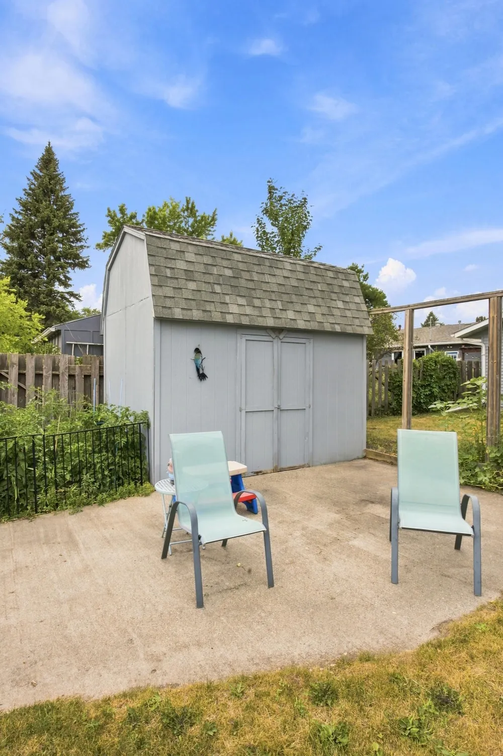 519 Appletree Lane Moorhead, MN 56560