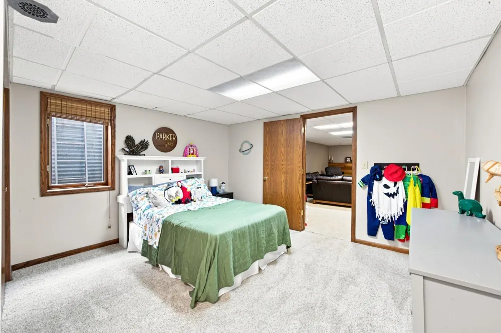 519 Appletree Lane Moorhead, MN 56560