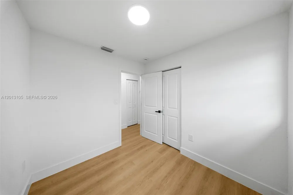 291 NW 184th Ter Miami Gardens, FL 33169
