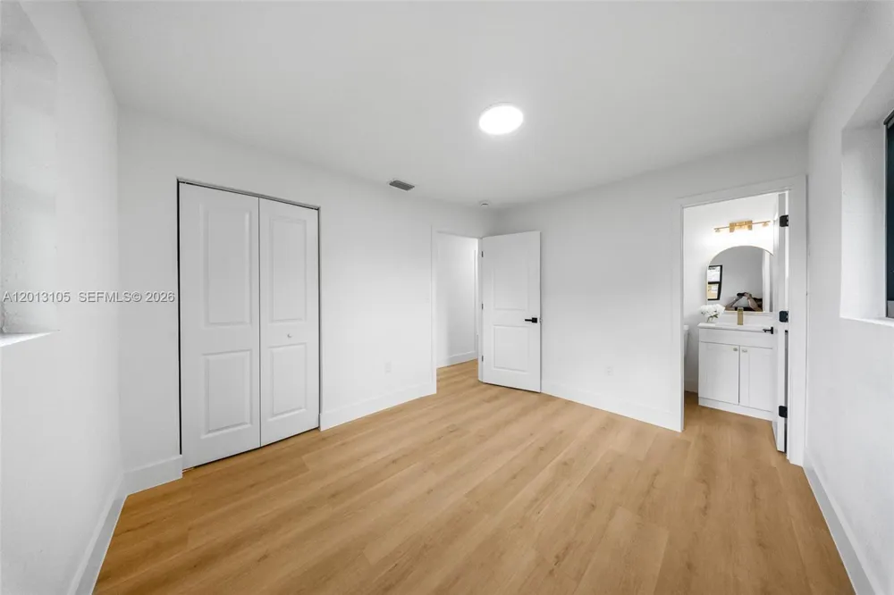 291 NW 184th Ter Miami Gardens, FL 33169