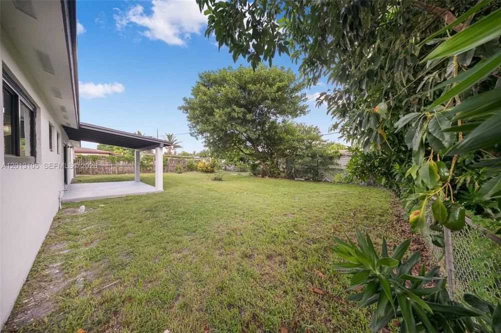 291 NW 184th Ter Miami Gardens, FL 33169
