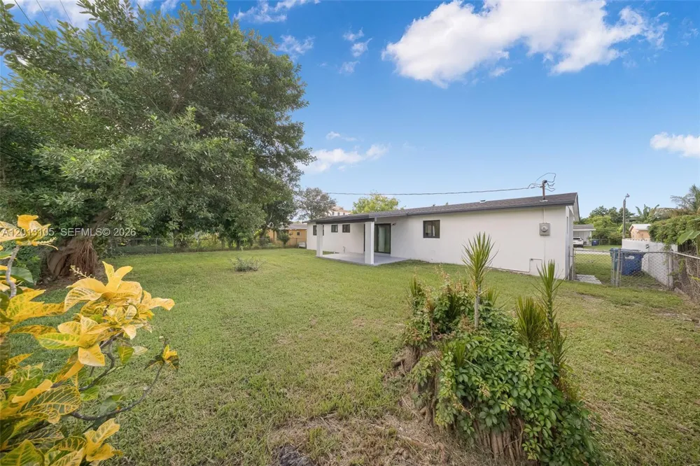 291 NW 184th Ter Miami Gardens, FL 33169