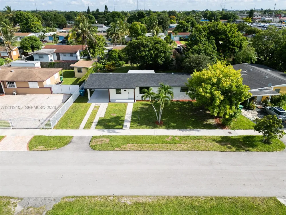 291 NW 184th Ter Miami Gardens, FL 33169
