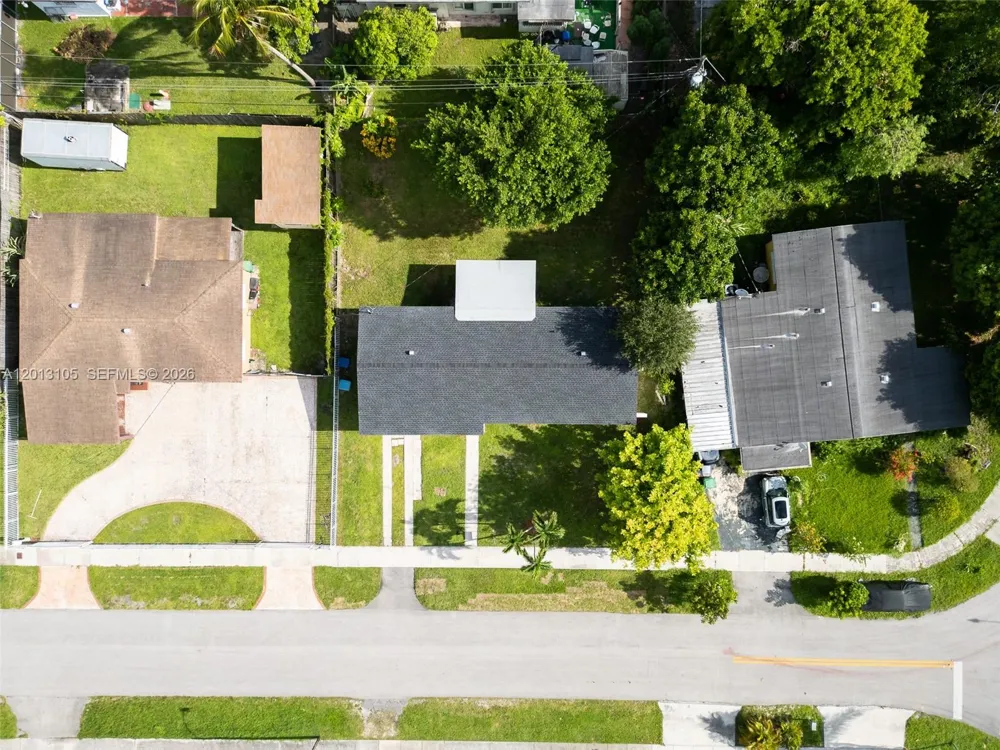291 NW 184th Ter Miami Gardens, FL 33169