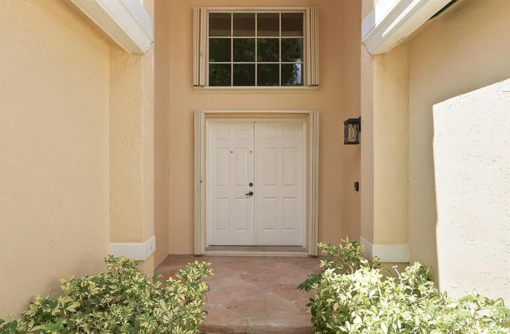 143 Cameron Court Weston, FL 33326