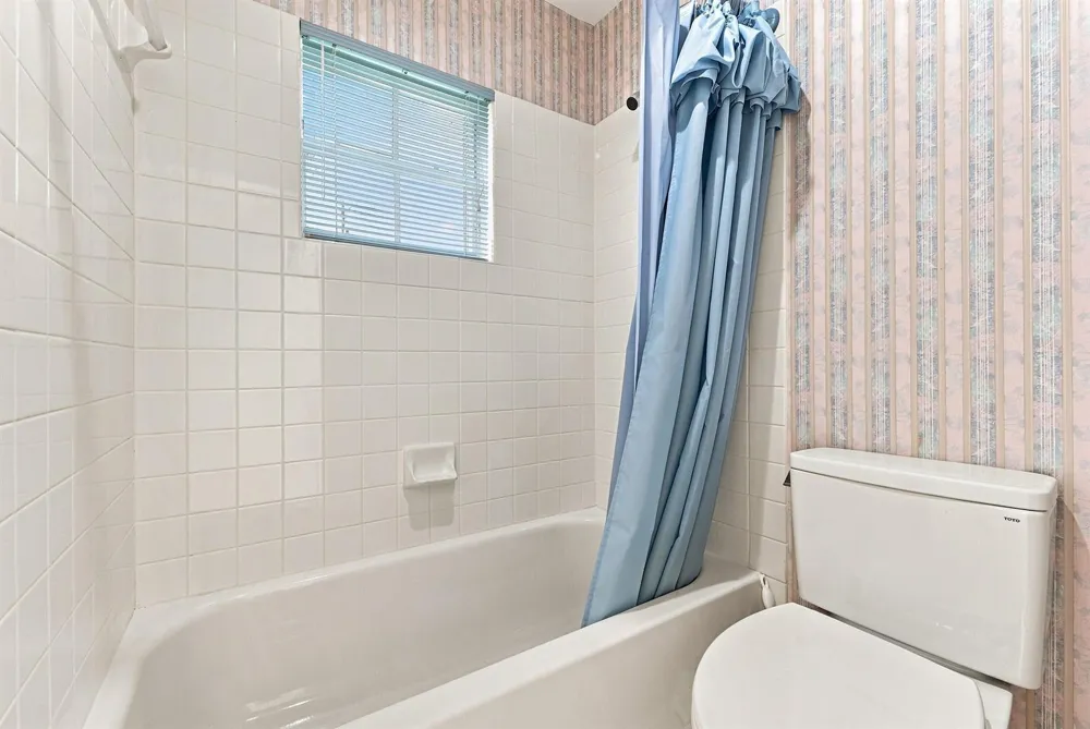 143 Cameron Court Weston, FL 33326