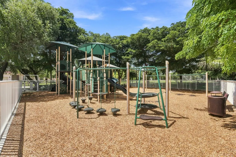 143 Cameron Court Weston, FL 33326