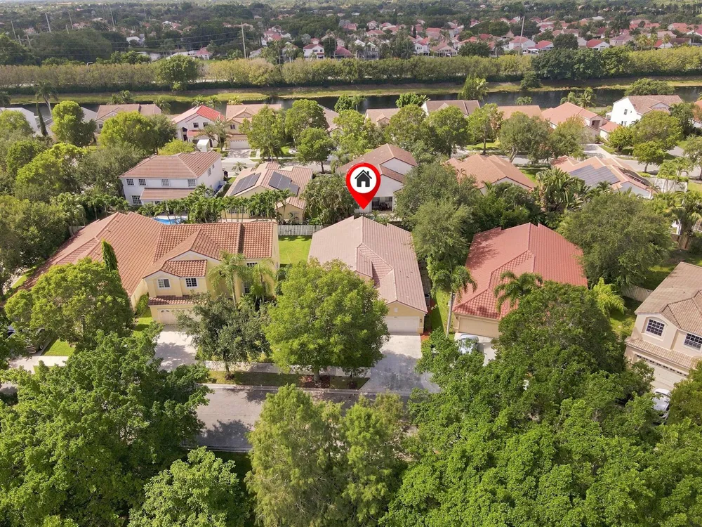 143 Cameron Court Weston, FL 33326