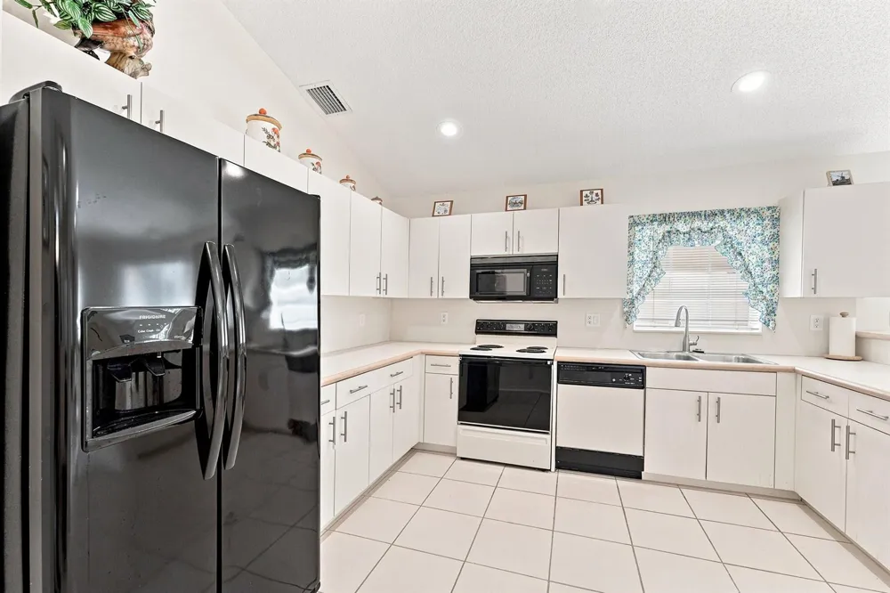 143 Cameron Court Weston, FL 33326