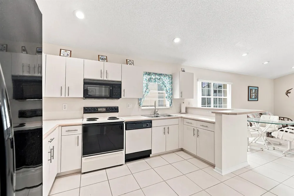 143 Cameron Court Weston, FL 33326