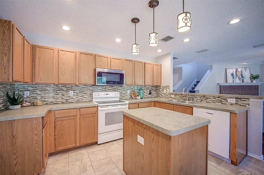 1314 Post Oak Trail Anna, TX 75409