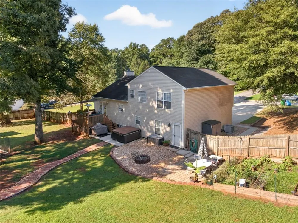 1578 Madison Court Bethlehem, GA 30620