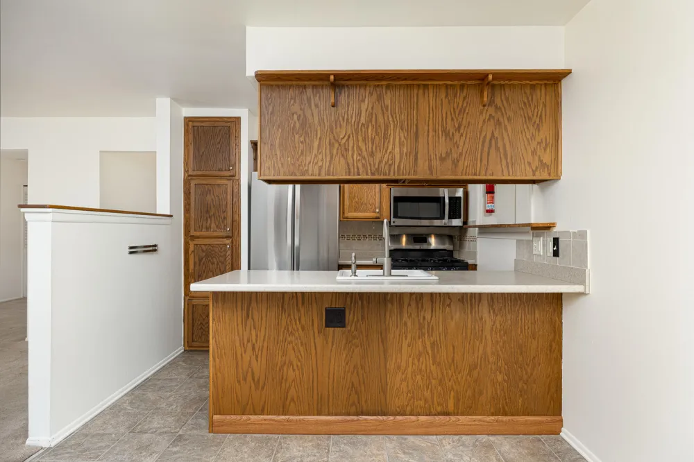 350 Hollywood Drive Saline City, MI 48176
