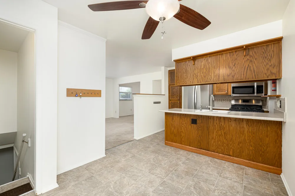 350 Hollywood Drive Saline City, MI 48176