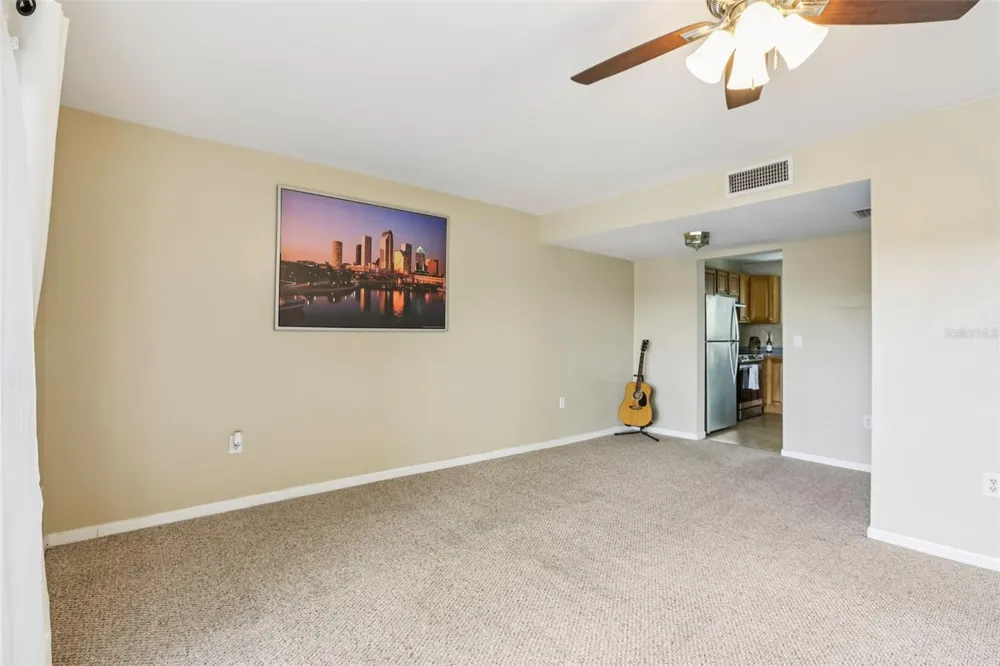 6325 NEWTOWN CIRCLE #25B2 Tampa, FL 33615