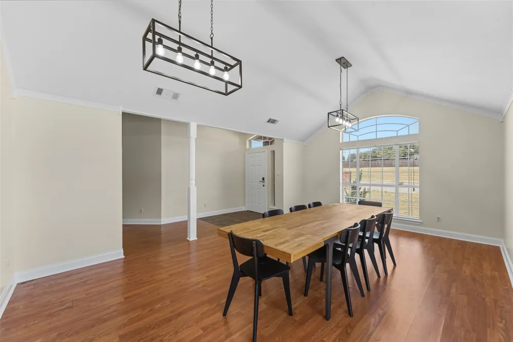 1064 The Meadows Parkway DeSoto, TX 75115