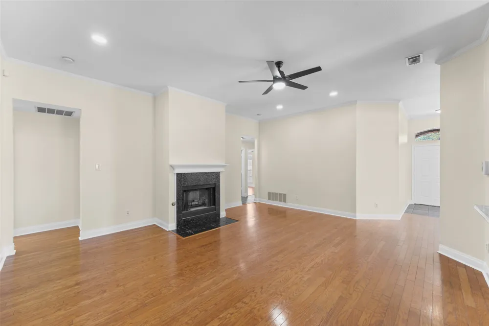 1064 The Meadows Parkway DeSoto, TX 75115