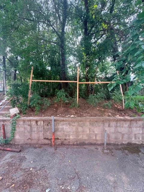 3056 87th Street East Elmhurst, NY 11369