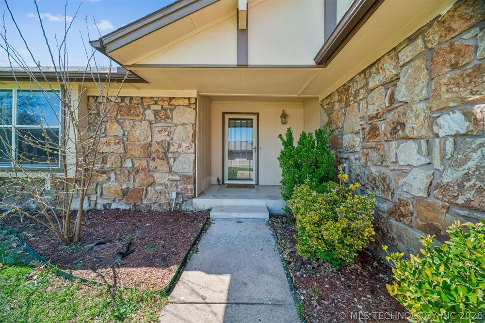3866 S 98th Avenue Tulsa, OK 74146
